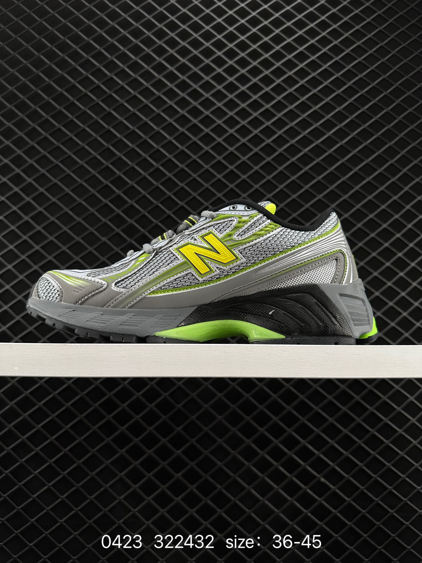 New Balance MR740 NB